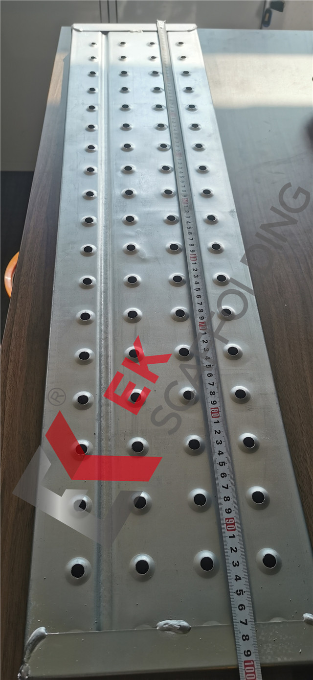 Chinesische Fabrik BS12811 Gerüst Metallplatte Vorverzinktes Gehdeck Stahlplanke